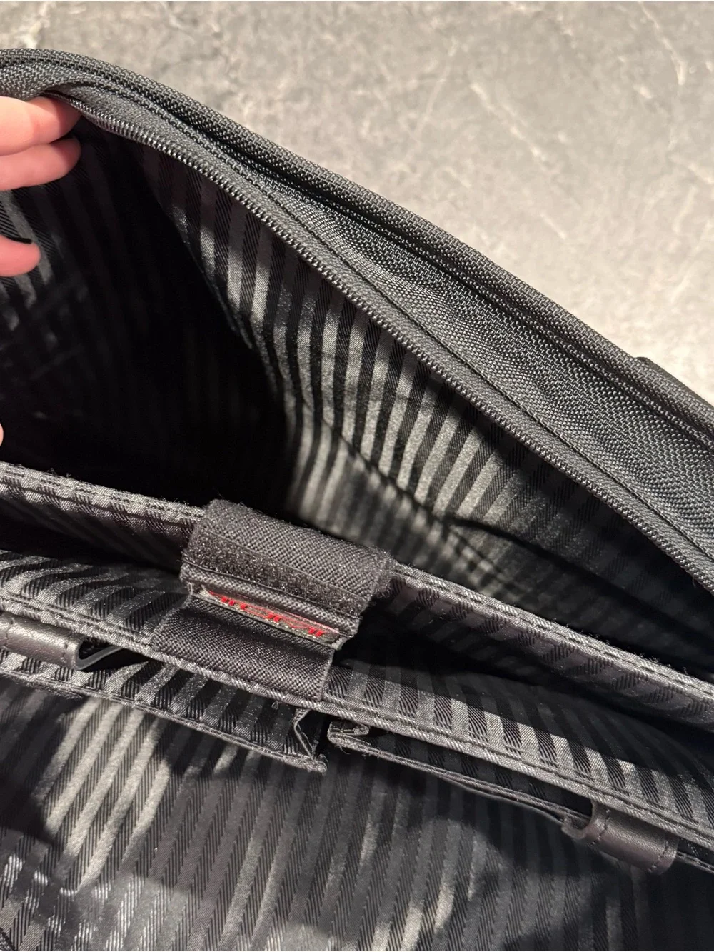 Tumi 16” ballistic nylon laptop bag black briefcase carry on READ